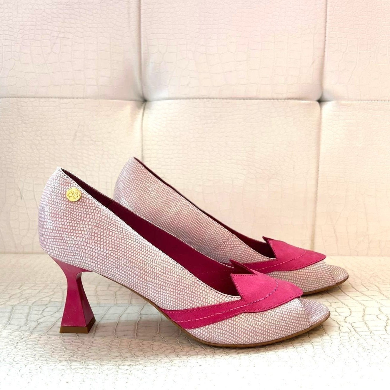 Demure- Pink shimmer and fuchsia lips - Chanii B