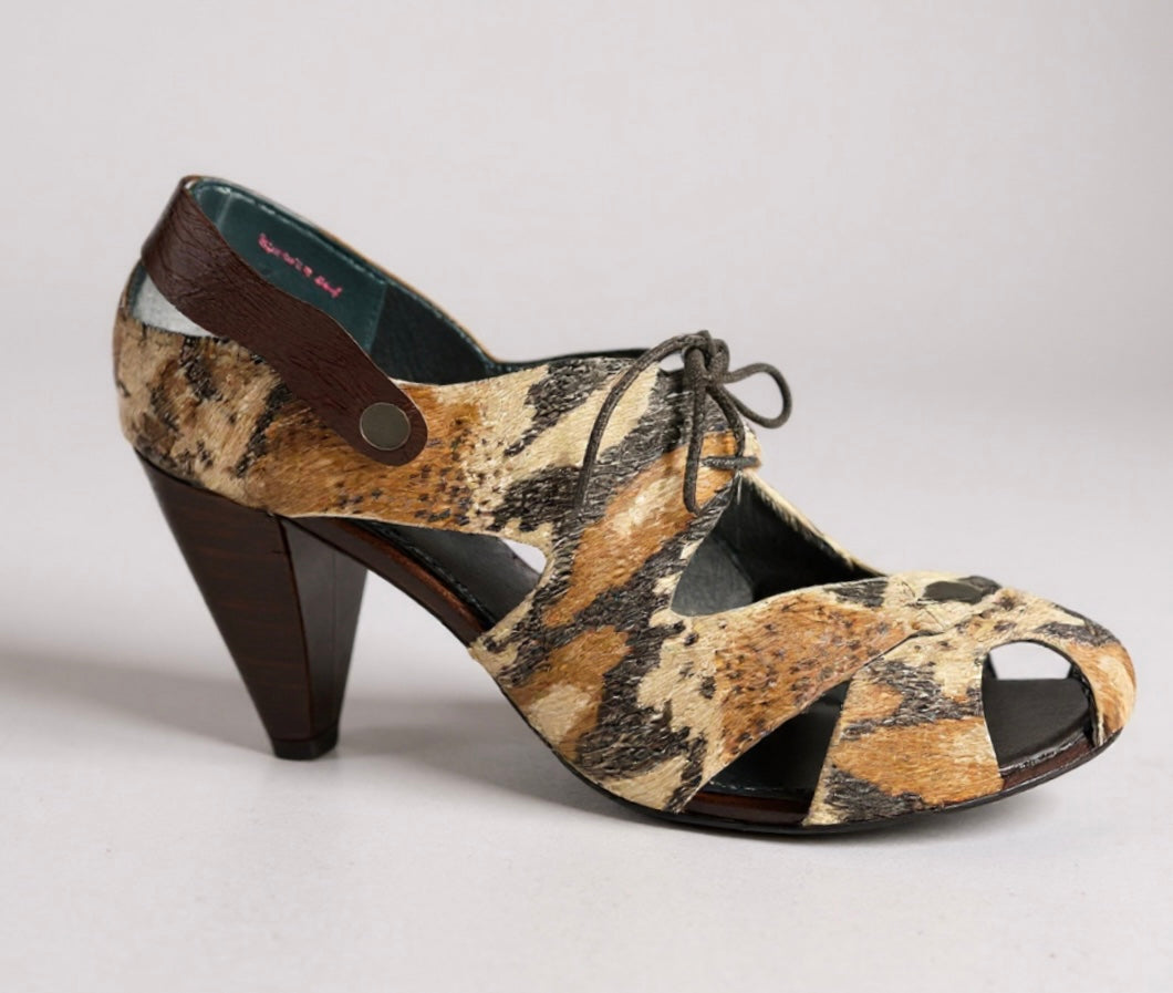 Coco - Python / Brown shoe