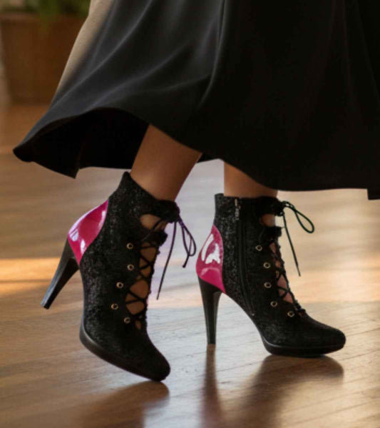 St Martins - Black/Fuchsia high heel shoe