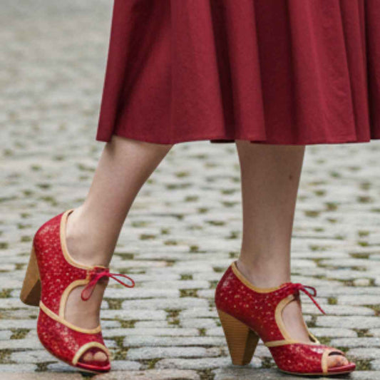 Gateau-red patent lace dress shoe Last pairs 40 and 41