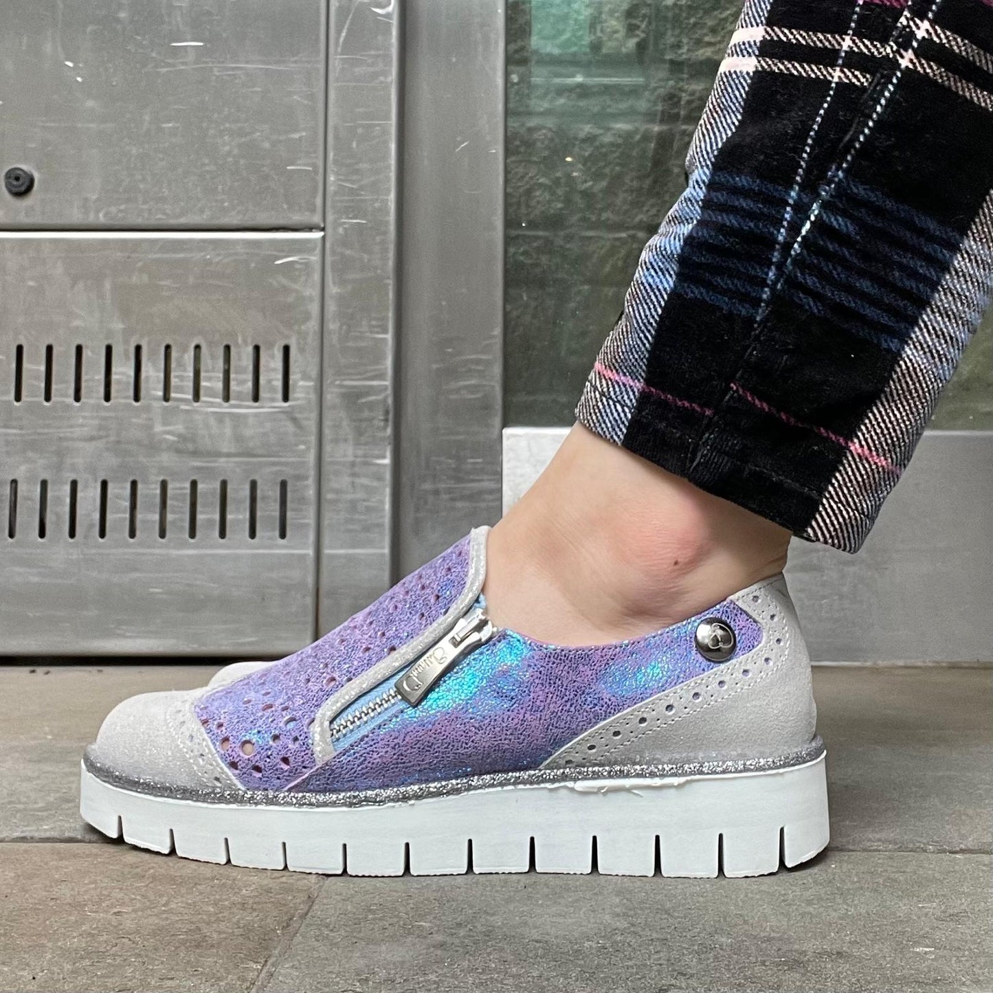 Zap - Silver/Turquoise zip up shoe - Chanii B