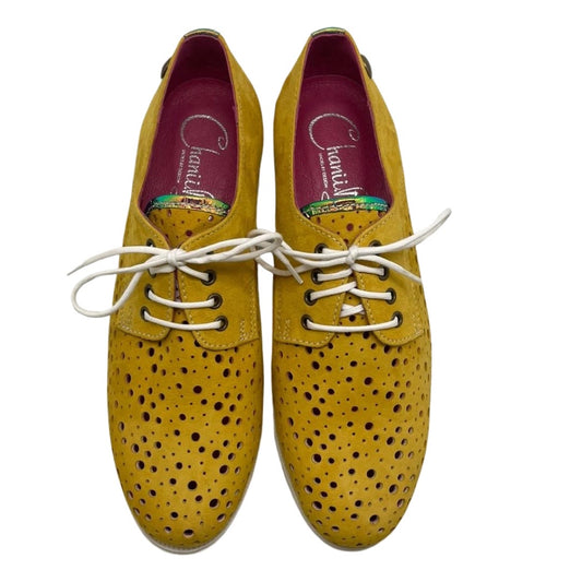 Cordon - Yellow Suede lace up shoe - Chanii B