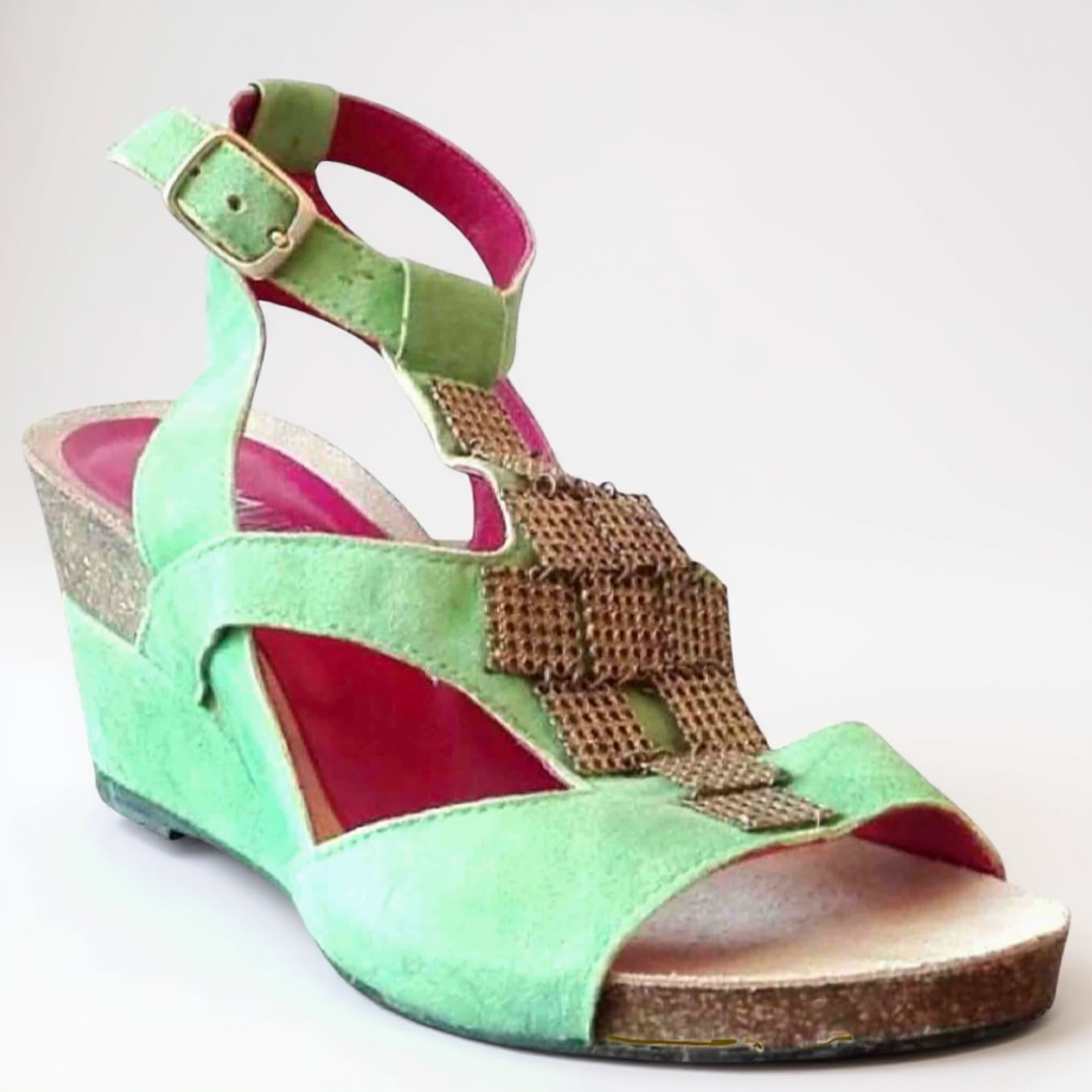Latte- Lime green- LAST PAIR 40!