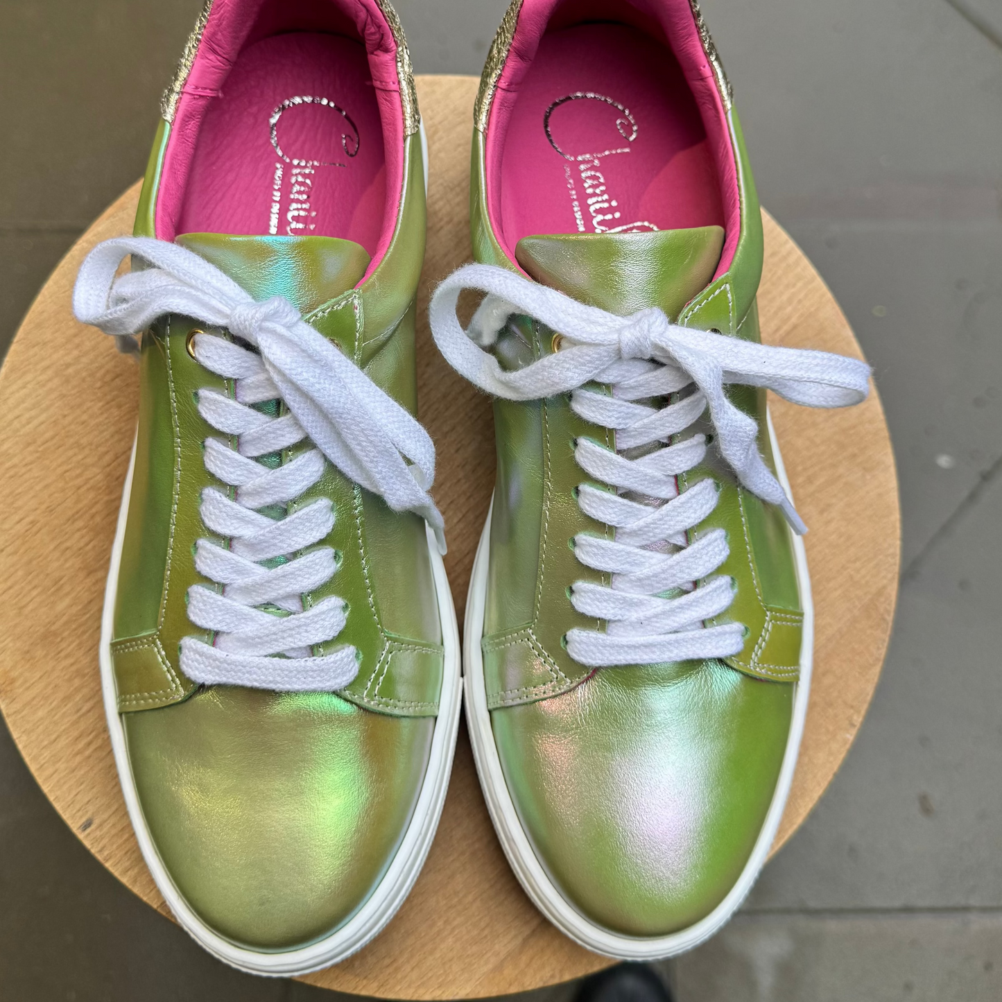 Figaro-Iridescent green sneaker