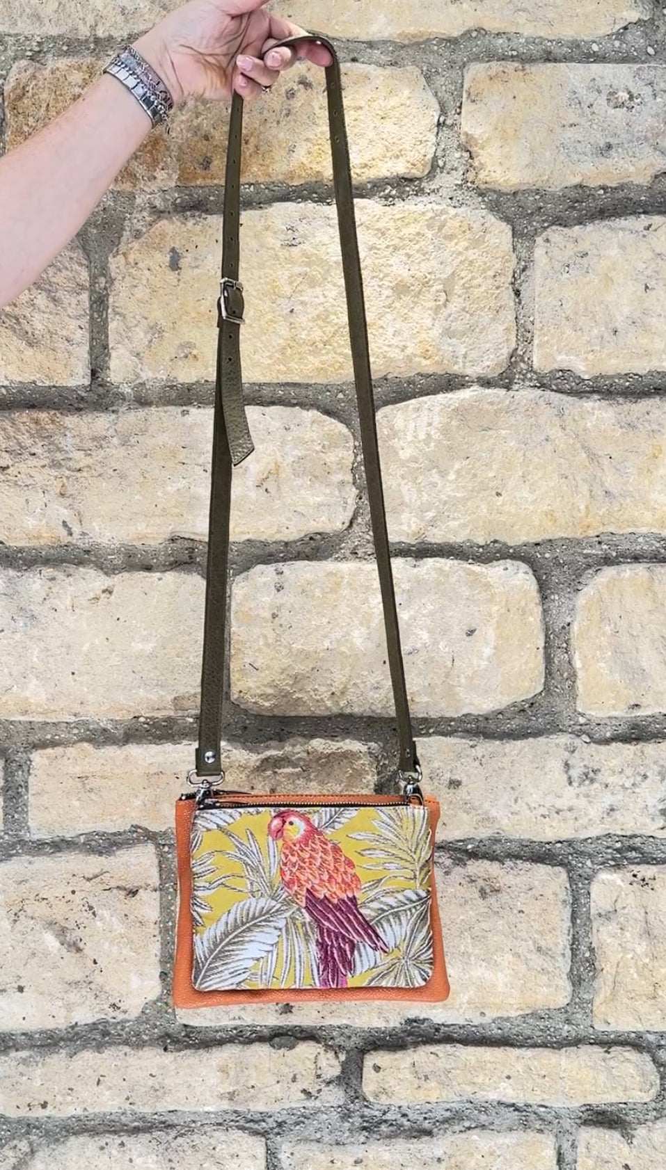 Spyder Parrot cross body bag - Chanii B