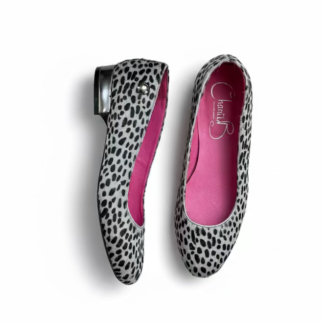 Piroute- gray leopard