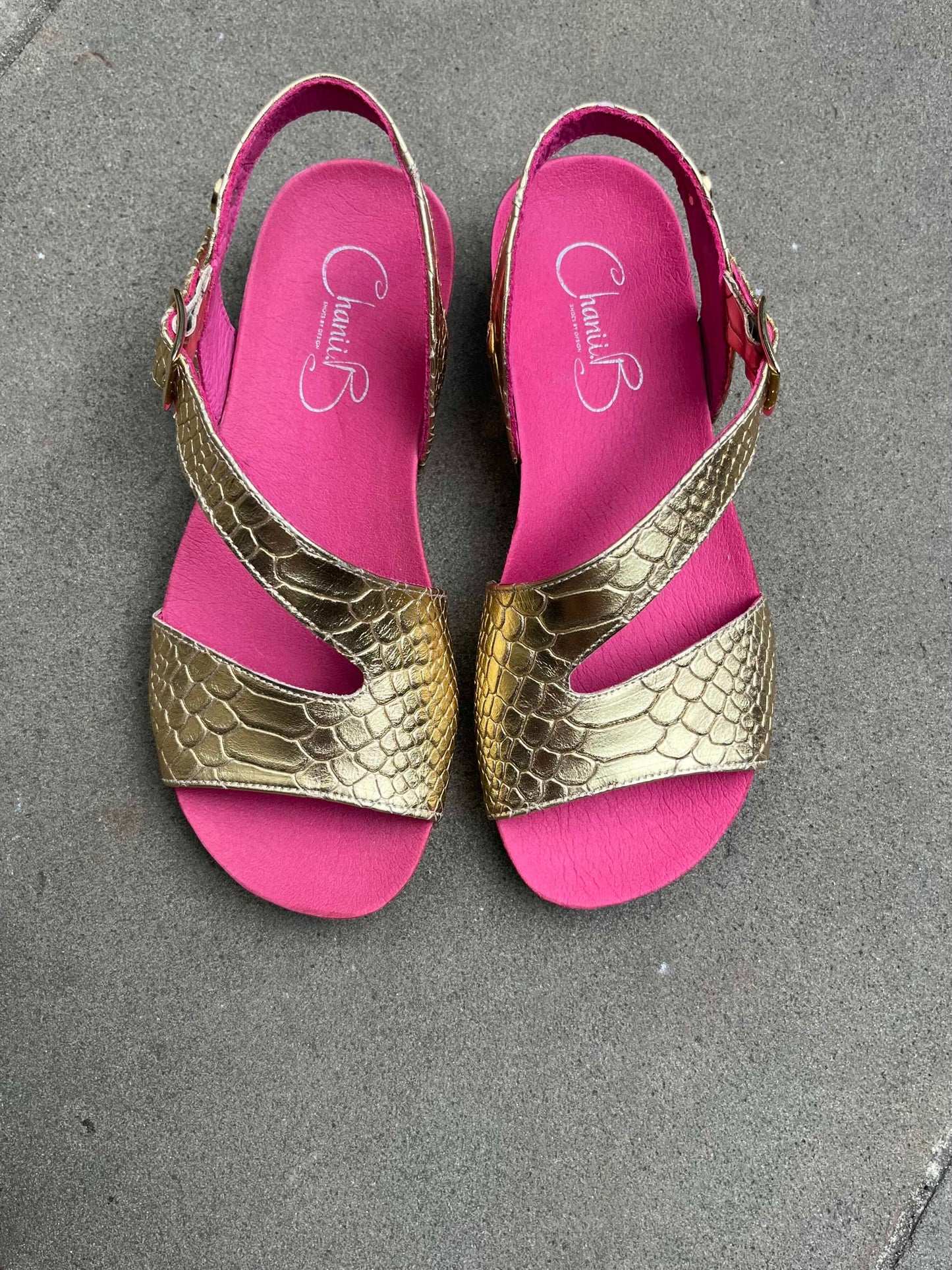 Je Ressin-Gold Croc- flat cork sandal - Chanii B