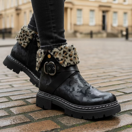 Lyone -Black ankle boot - Chanii B