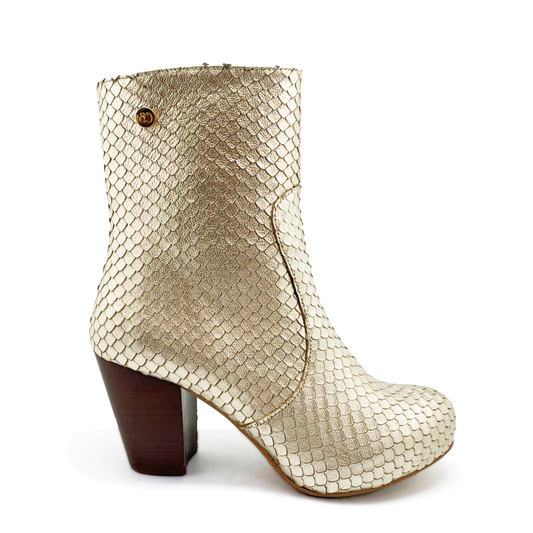 Mais Oui - Gold laser cut ankle boot - Chanii B