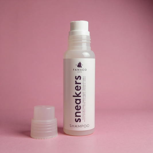 Sneaker cleaning shampoo