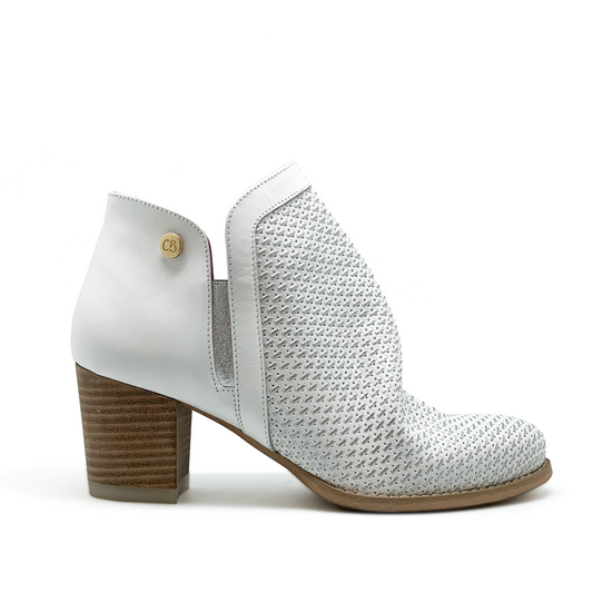 Plume - White Shimmer ankle boot - Chanii B