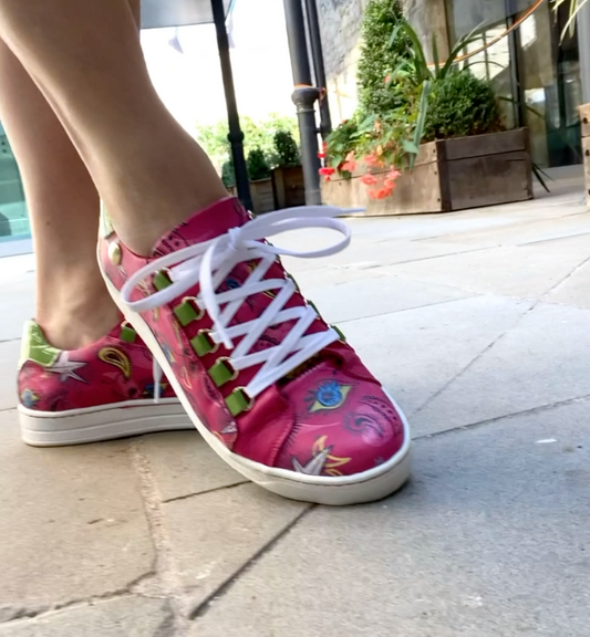 Skate -Royal Doodle fuchsia Sneaker - Chanii B