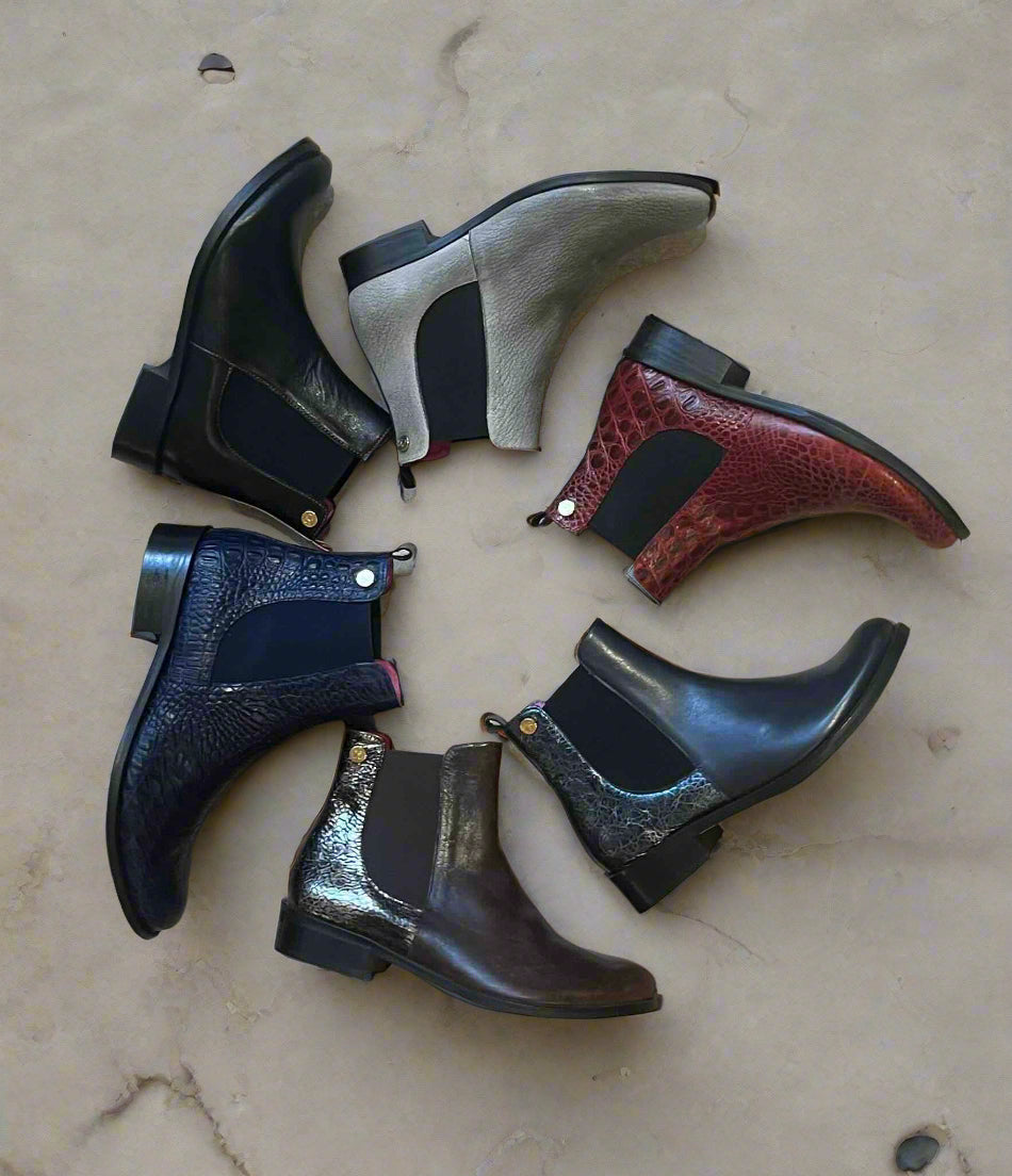 Taille black leather Chelsea ankle boot - Chanii B