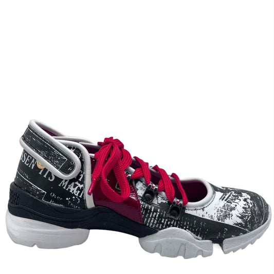 black and white senaker