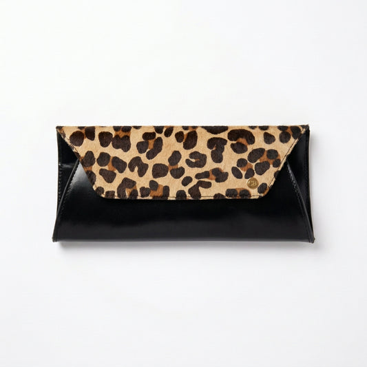 Fold Clutch - Leopard and black