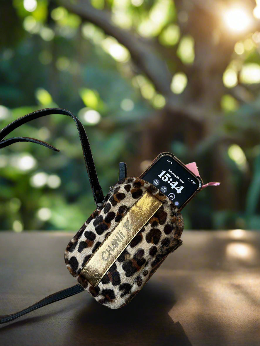 La Poche - Leopard - Chanii B