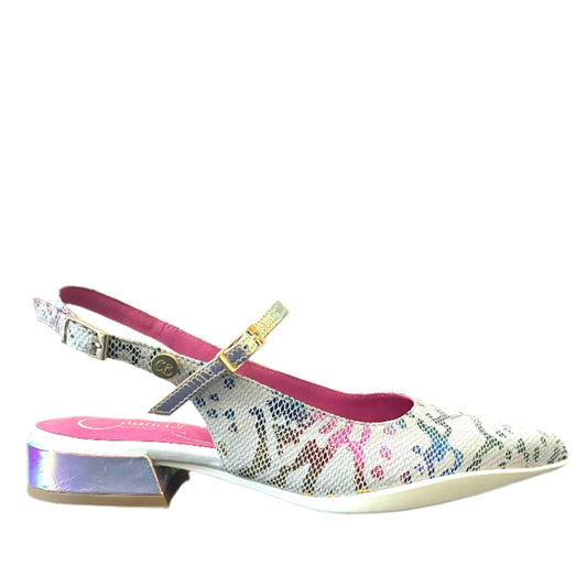 Pirot-White rainbow flat - Chanii B