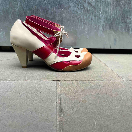 Toujours Natural Red- heel shoe- Last pairs 36, 40 and 42! - Chanii B