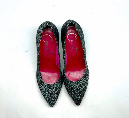 Zut - Grey Stingray - Chanii B