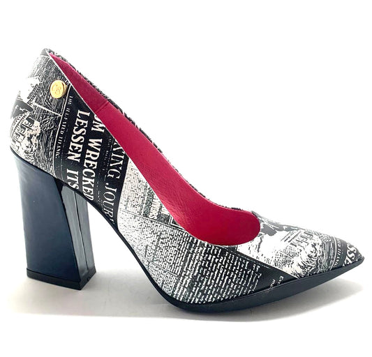 Pailette - Black Newsprint/Navy-Black Sole - Chanii B