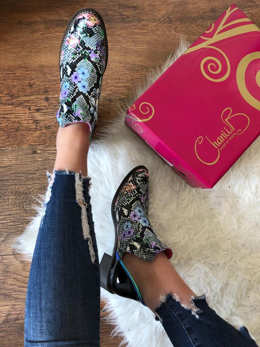 Zippette -Limited edition Black Patent Python - Chanii B