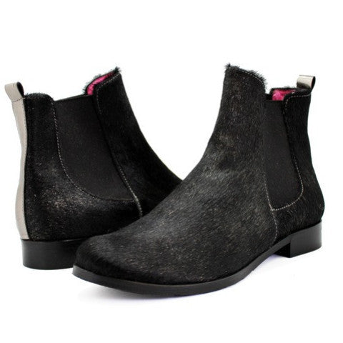 Taille - Black Platinum Cowhide Chelsea boot - Chanii B