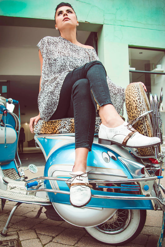 Excuse Moi - White Laser-last pair 38! - Chanii B