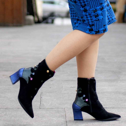 Emperor-Black suede ankle boot- Last pair 40
