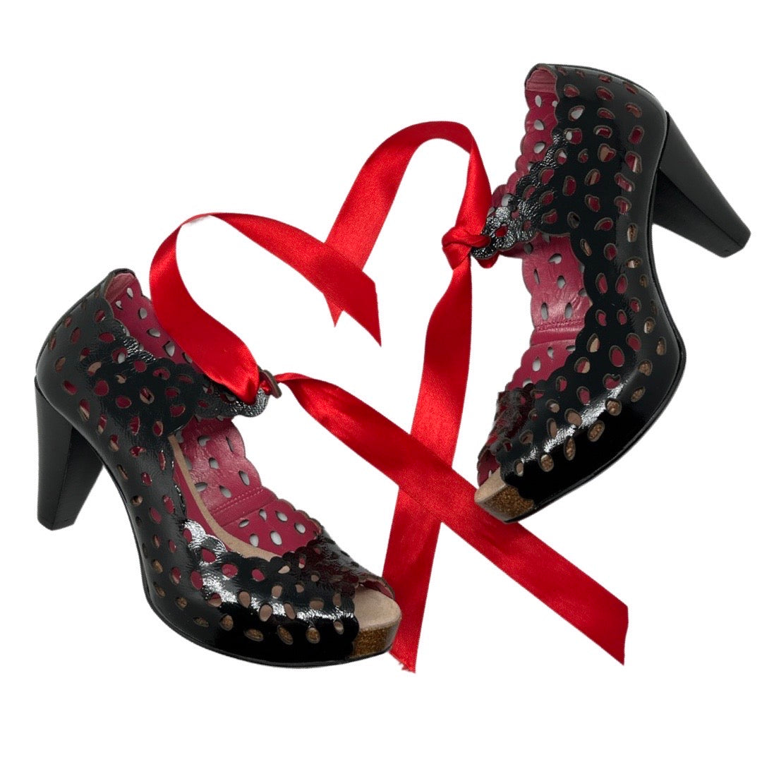 Satin Laces - Red - Chanii B