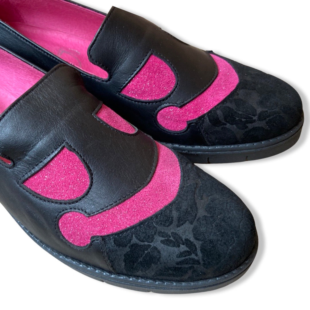Nips - Black Fuchsia- Slip on sneaker- LAST PAIR 37! - Chanii B