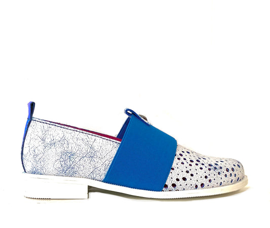 Bourbon - White/Blue crackle - Chanii B