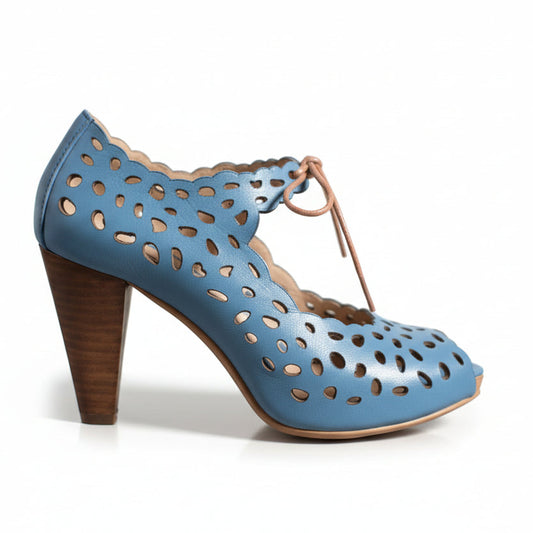 La Lune Blue- LAST PAIR 37 - Chanii B