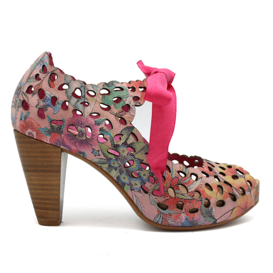 La Lune - Pink Flower - Chanii B