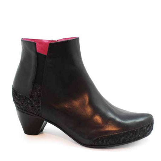La Rui - Black Aires/Black- ankle boot - Chanii B