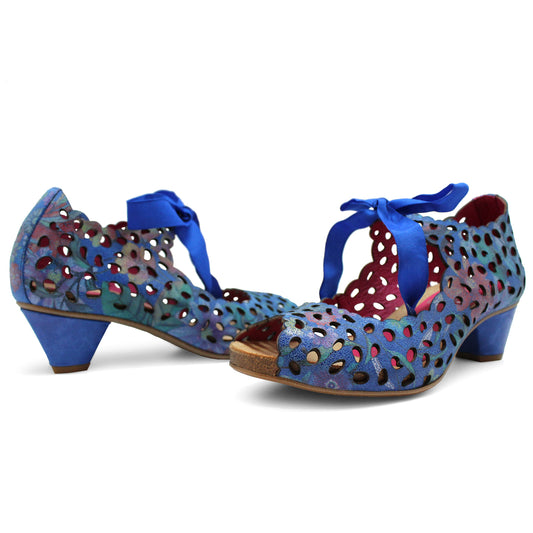 Luca - Blue Flower - Chanii B