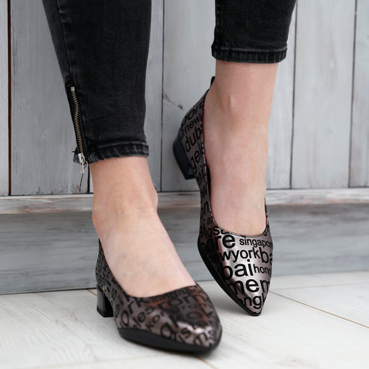 Pierre - Flat City pewter - Chanii B