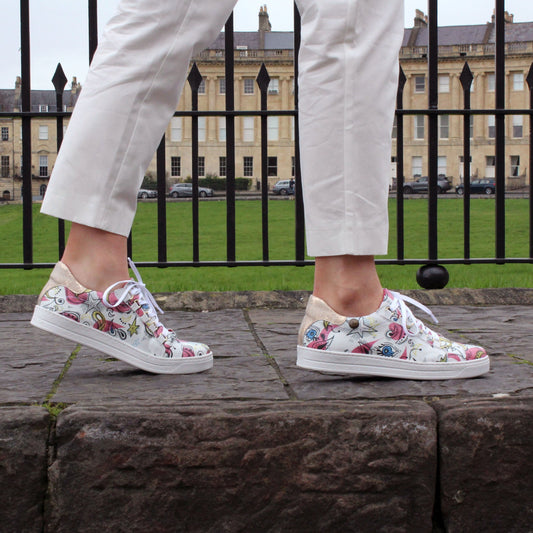 Skate Doodle- White sneaker - Chanii B