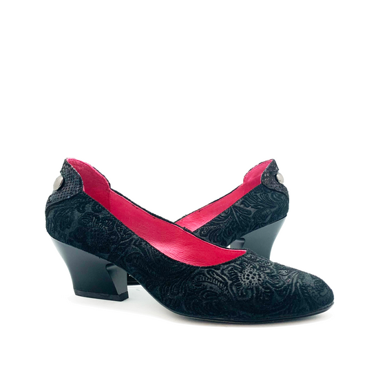 Cappuccino- Black flower - Chanii B