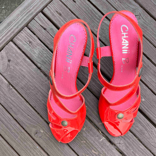 Chardonnay - Coral patent sandal- LAST PAIRS 36 AND 40 - Chanii B