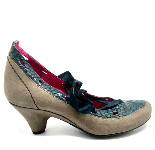 Treat -Grey teal low heel shoe- last pair 37 - Chanii B