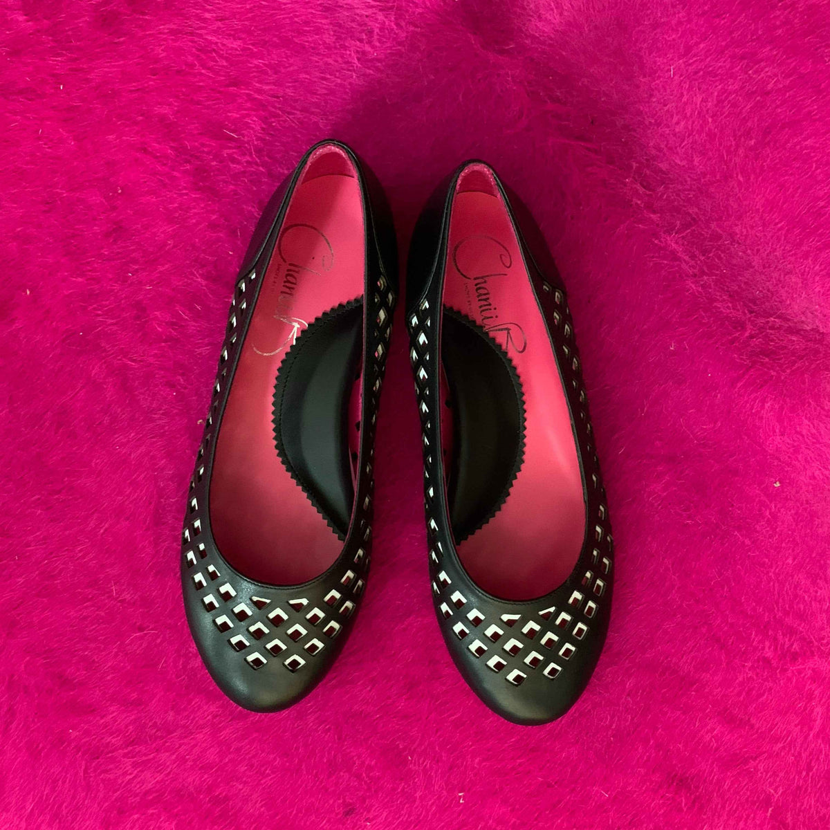 Onyx - Black/White Ballerina last pair 41