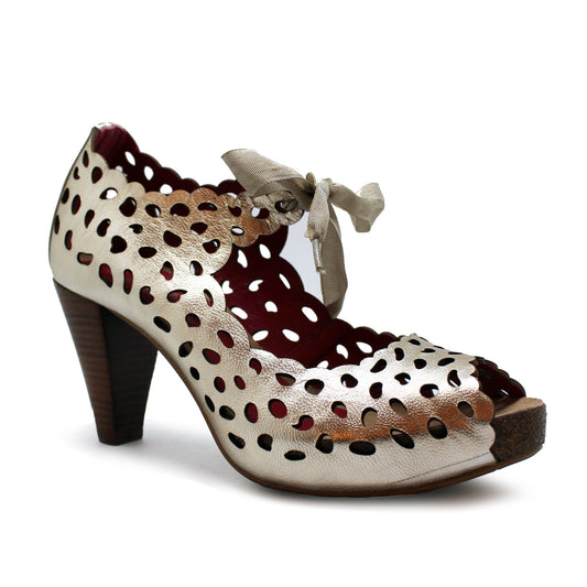 La Lune - Platinum - Chanii B