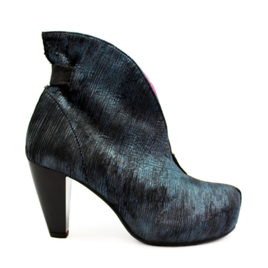 Livre - Blue Metallic Lazer-Last pair 36! - Chanii B