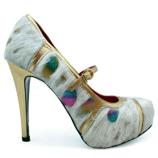 Mag- White rainbow unicorn - Chanii B