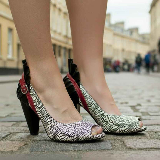 Rosert black and white LAST PAIRS 35 & 37!