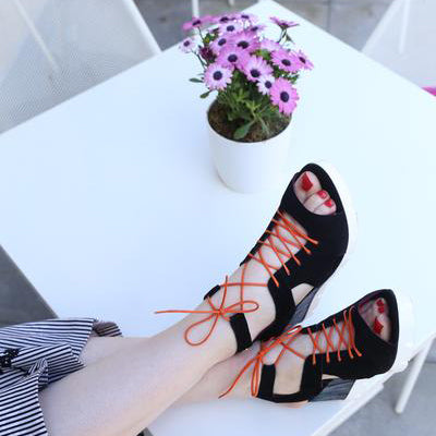 Sissors - Black Sandal - Chanii B