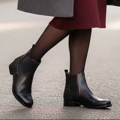 Taille - Black Hexagon Chelsea Boot