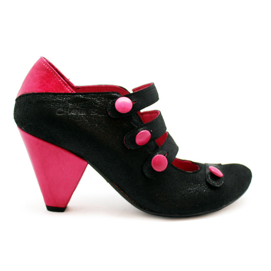 Voila - Black/Fuchsia button heel shoe- Last pairs 35 & 39
