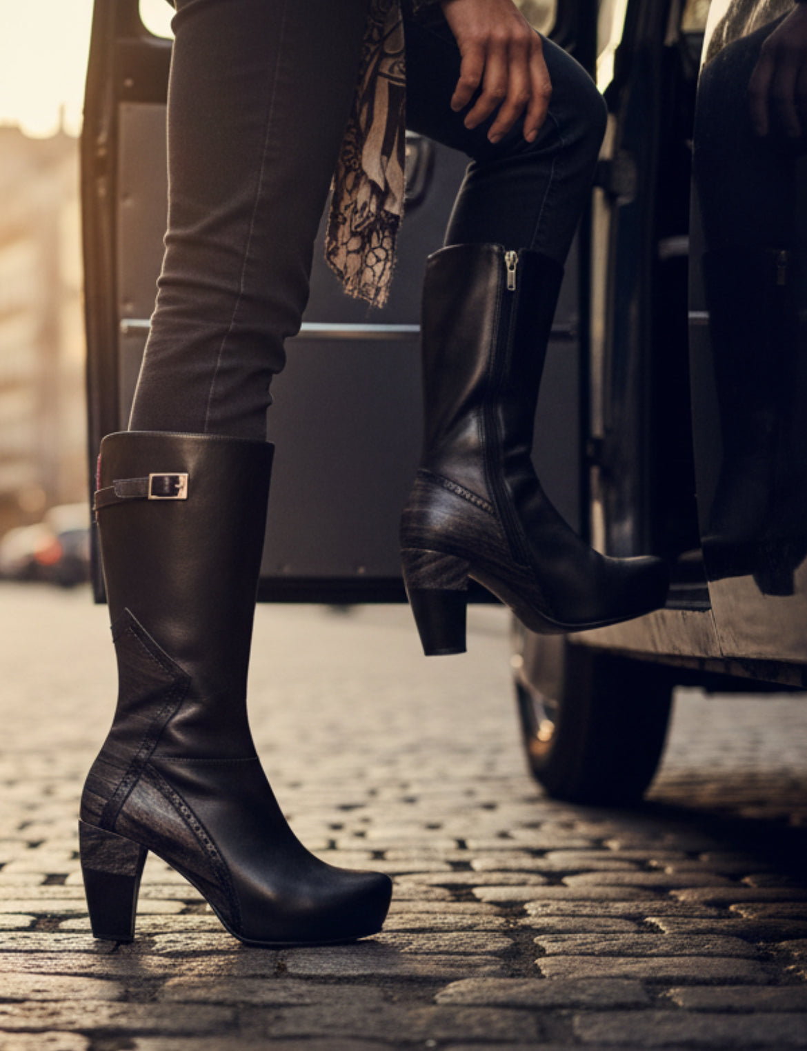 Persimmon - Navy cork boot