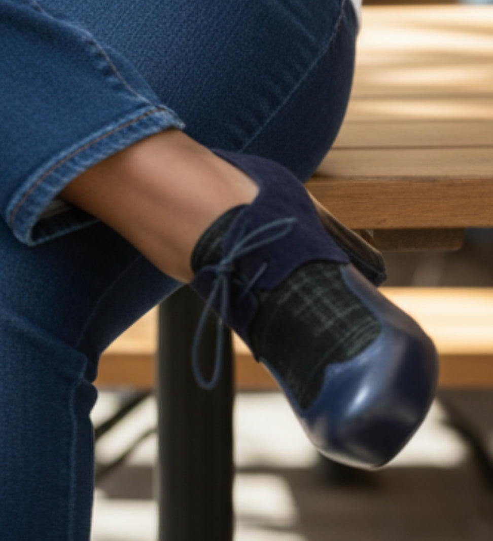 Bois - Navy lace up - Chanii B